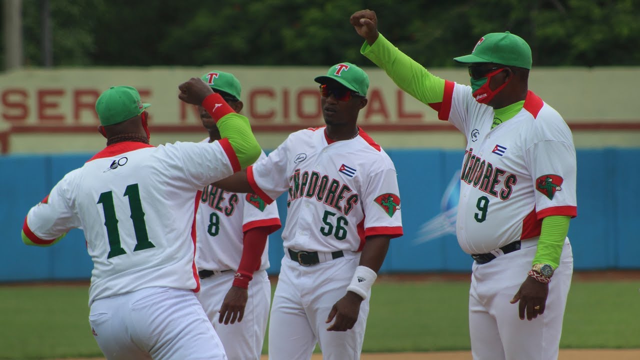 Leñadores de Las Tunas キューバの野球 CUBA mlb Los Leñadores de las Tunas siguen cosechando frutos en el béisbol